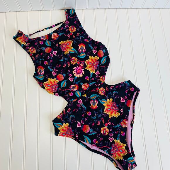Nanette Lepore NWT 1 Piece Swimsuit Floral Black Pink Sz 10 - Picture 2 of 6